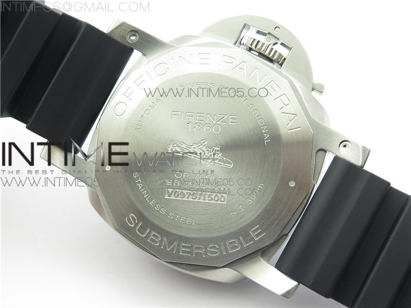 PAM683 Luminor Submersible VSF 1:1 Best Edition on Black Rubber Strap P.9010 Clone